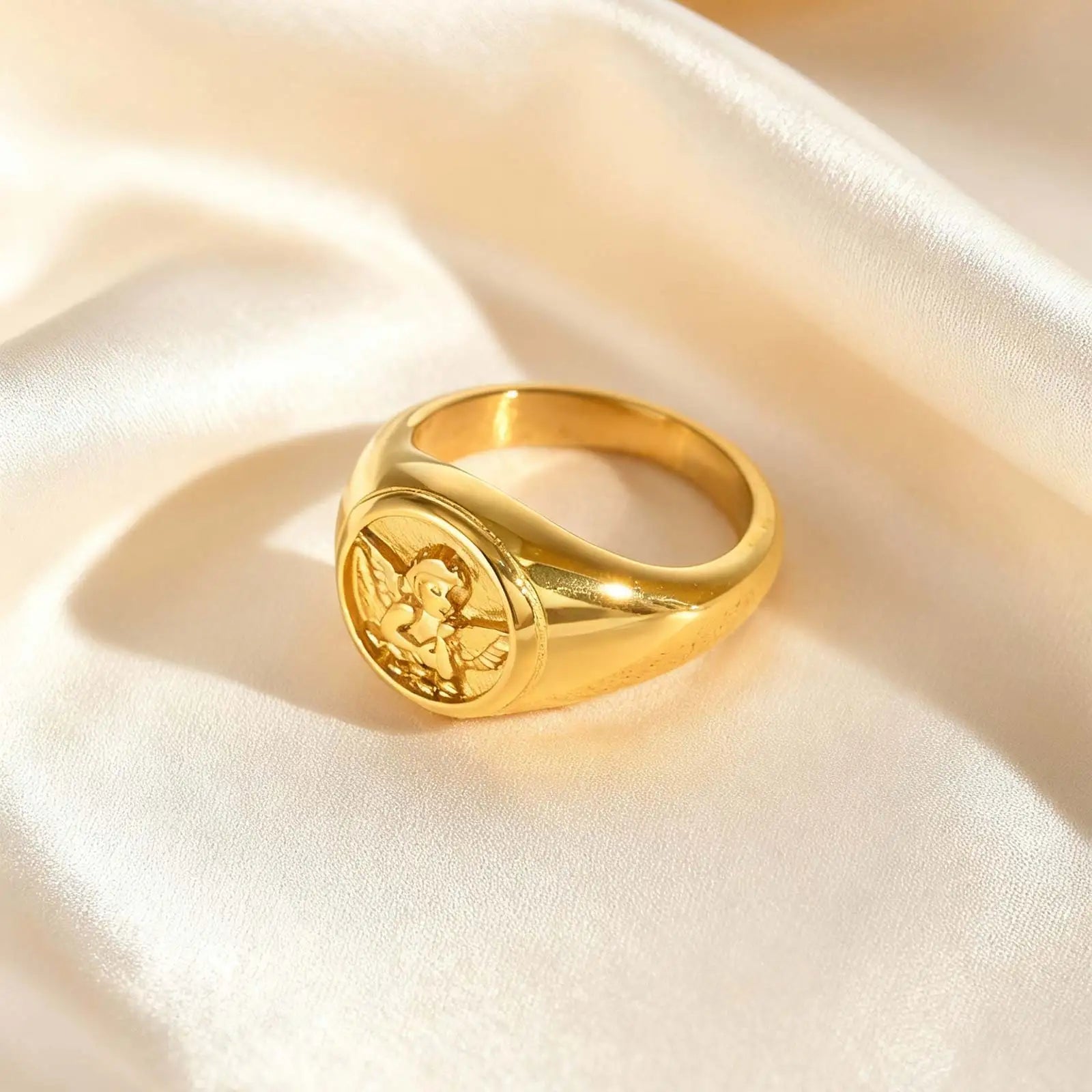 Kivo Divine Guardian Ring
